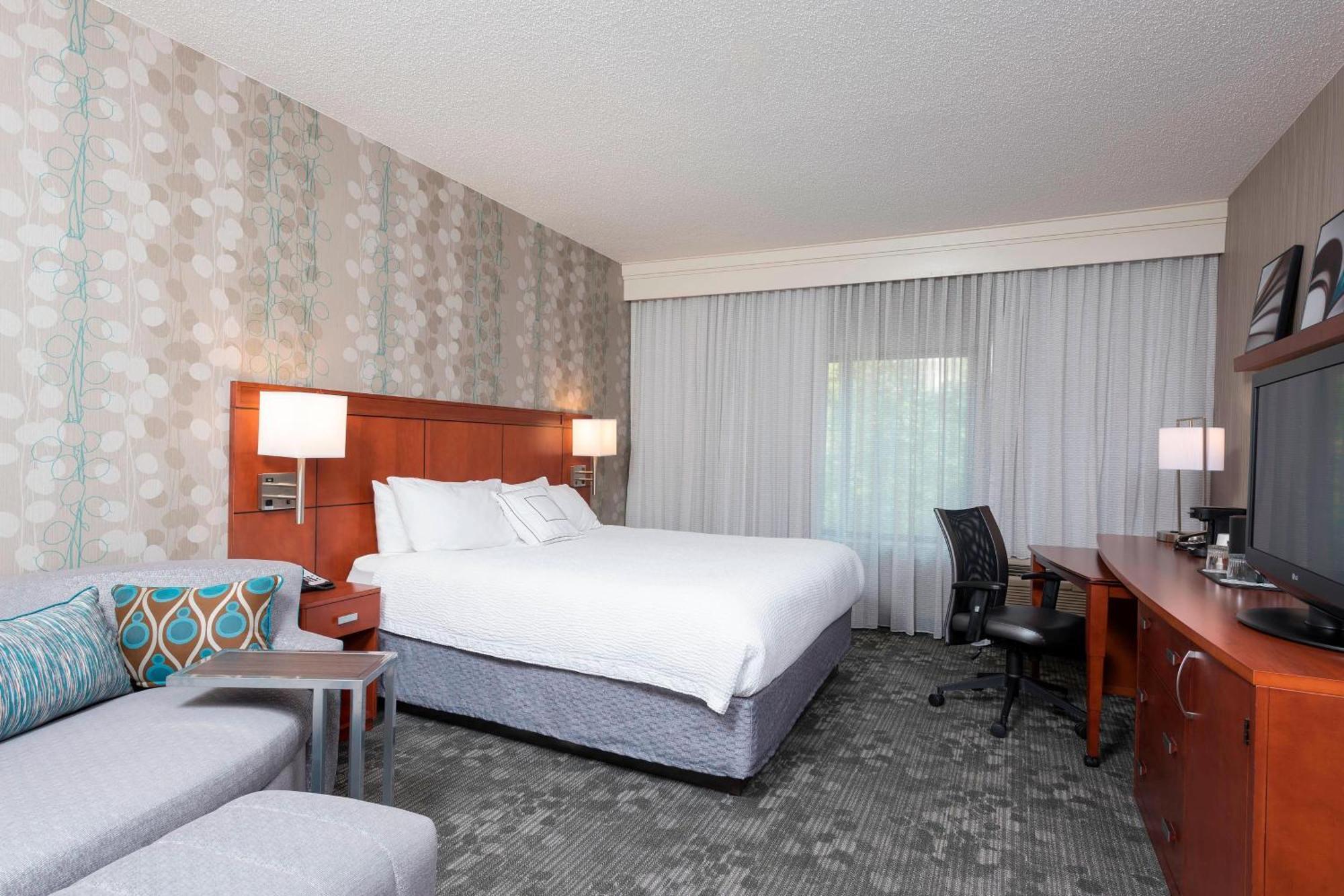 Courtyard By Marriott Traverse City Exterior foto